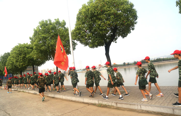08.5.JPG